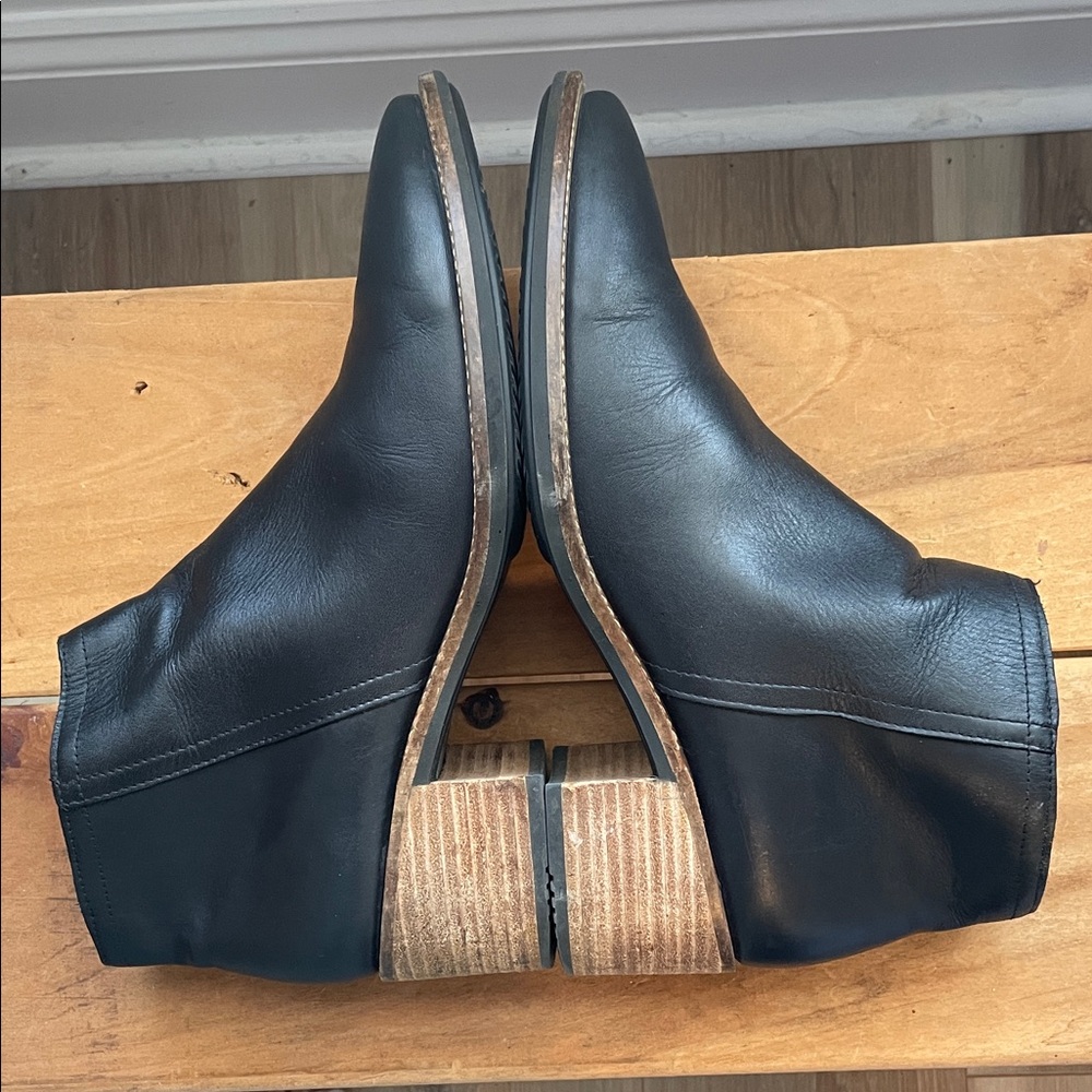 ECCO SHAPE 35 SARTORELLE Black Leather Hydro Max Ankle Boots size 40 - Picture 7 of 12